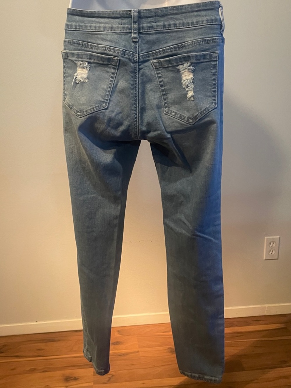 WAX Size 7 Ripped Distressed High-Rise Skinny Women's Light Blue Jeans - Picture 10 of 16